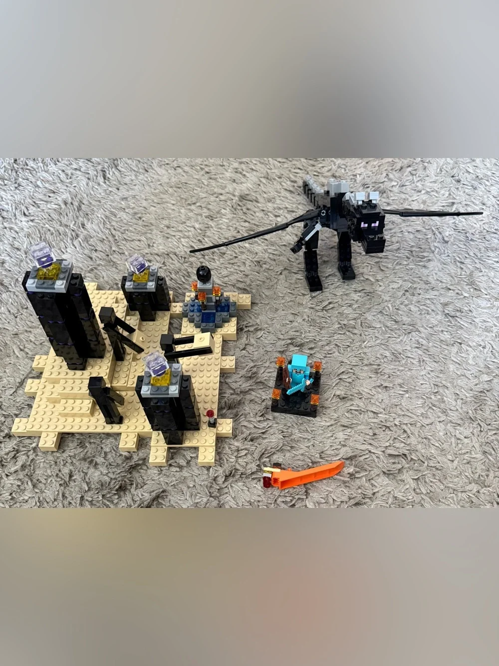 Lego Minecraft The Ender Dragon 21117 Ages 8+ 634 Pieces in Great Used Condition